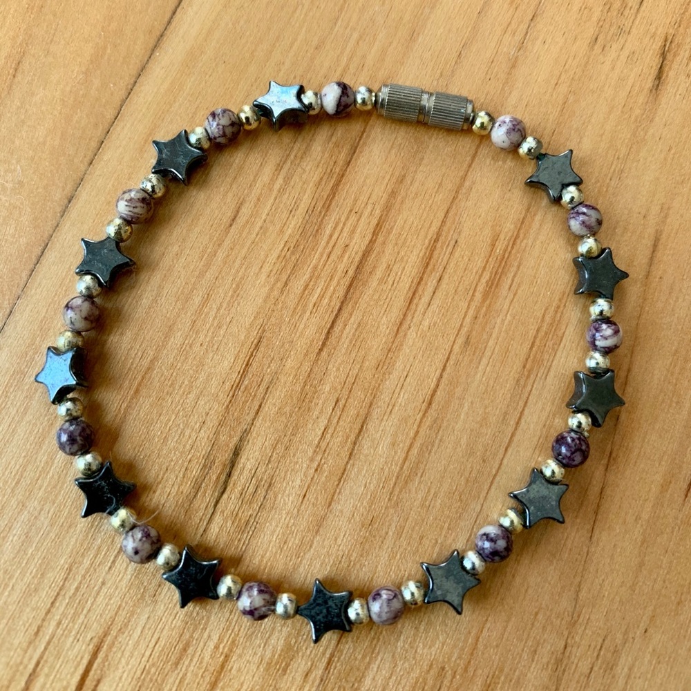 90s-Style Star Bracelet